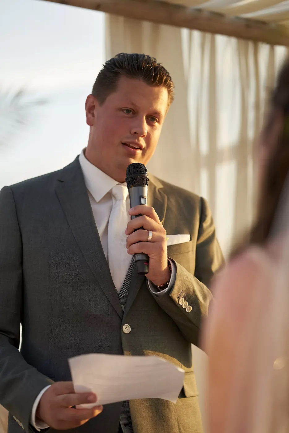 Ceremonie tijdens een bruiloft