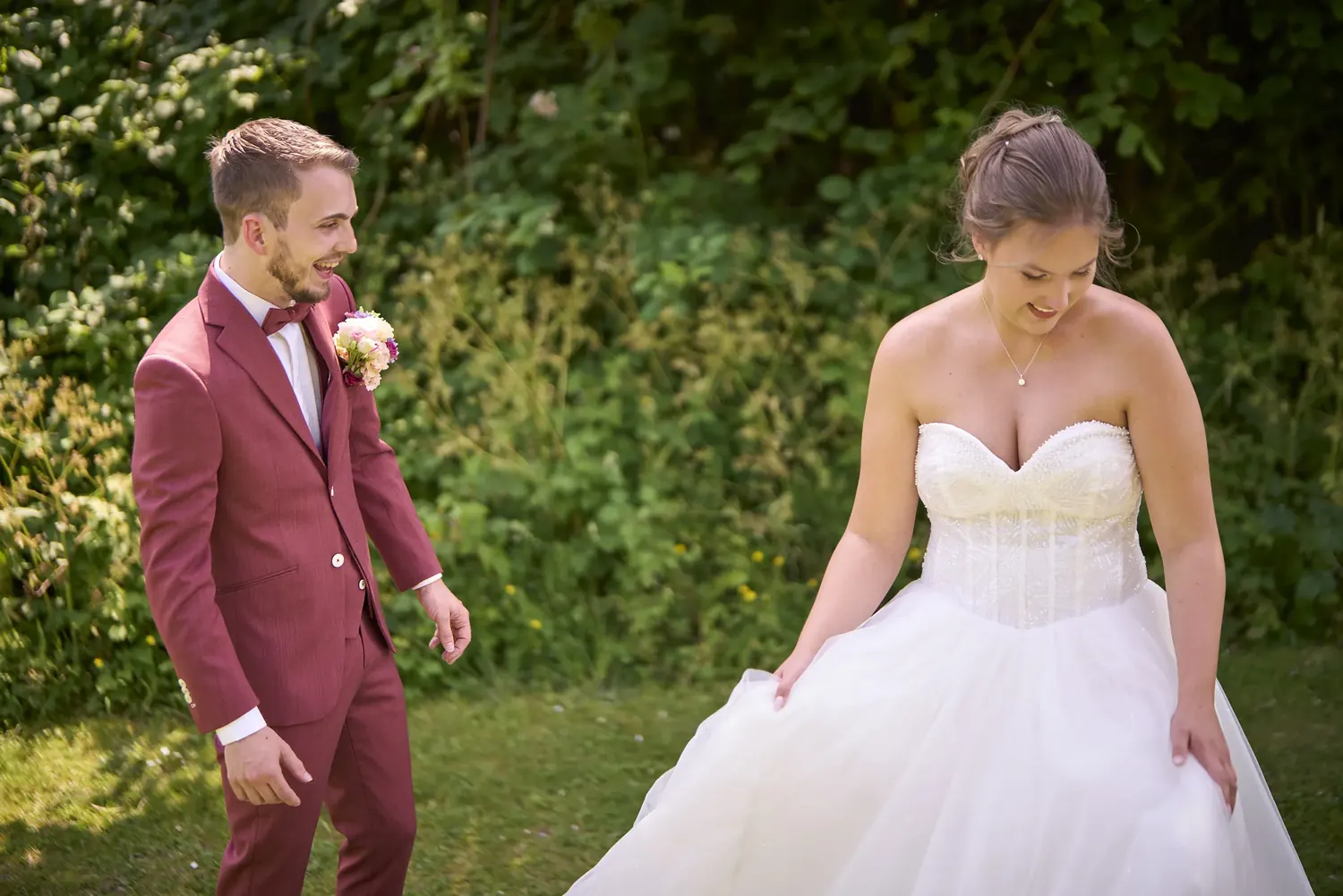 First look van het bruidspaar, gefilmd door Ksenia